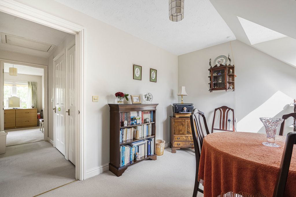 Additional image 9 of 2 bed flat for saleKings End, Bicester OX26