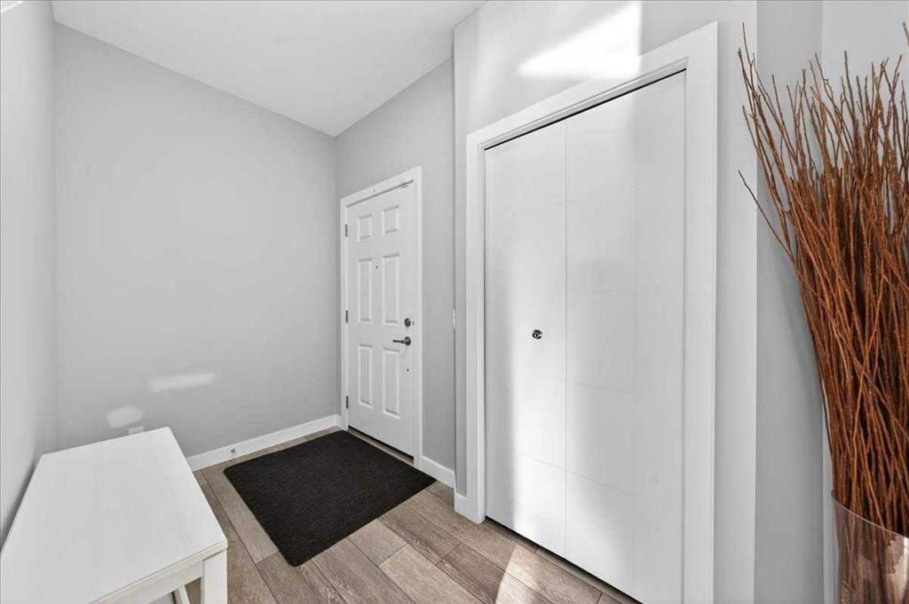 Additional image 6 of 17 Belmont Green SW, Calgary, AB, T2X5E3