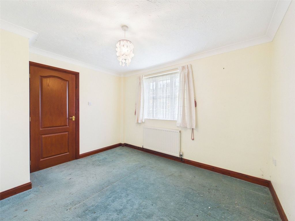 2 bed detached bungalow for saleMaytree Close, Halwill Junction EX21 photo 4