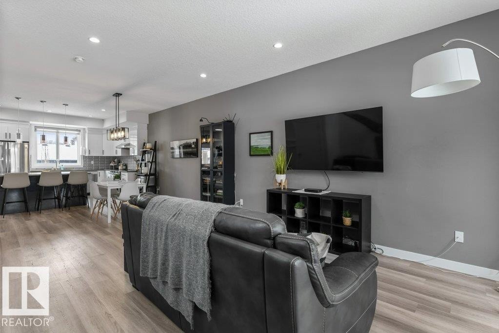 Additional image 8 of 11029 150 Street NW, Edmonton, AB, T5P1R9