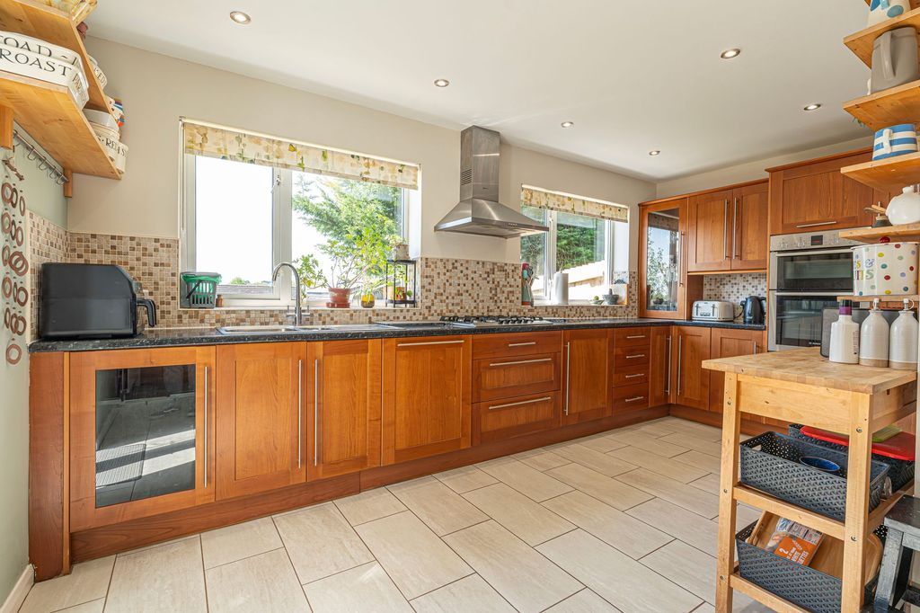 Additional image 7 of 4 bed detached house for saleMill Common, Undy NP26