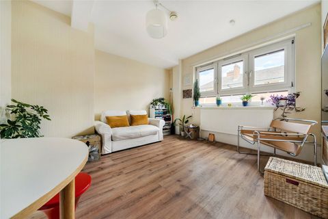 Adams Gardens Estate, Rotherhithe Village SE16