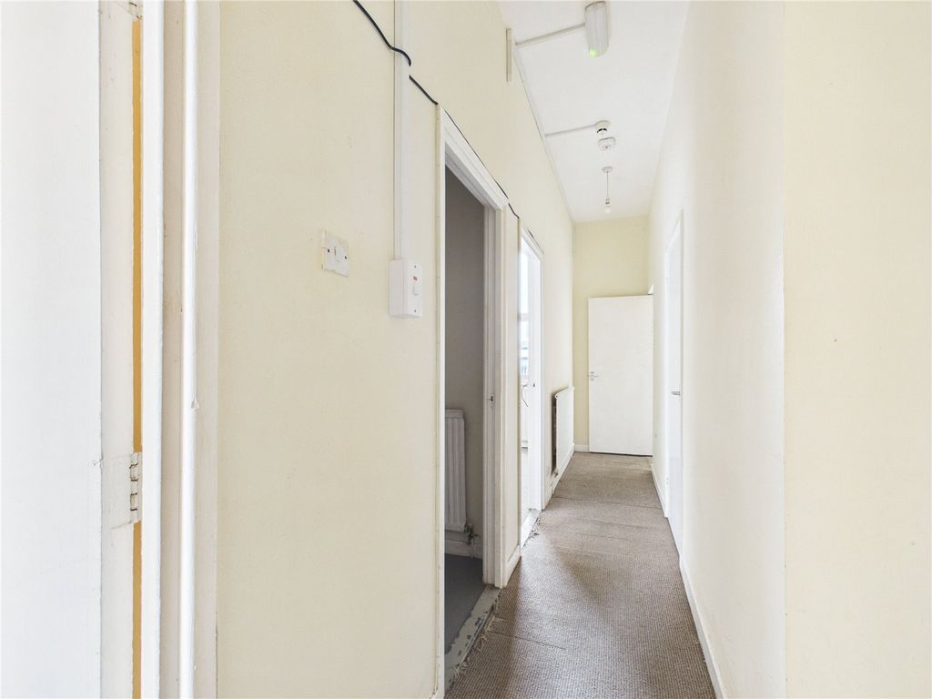 Additional image 9 of 2 bed flat for saleStockport Road, Ashton-Under-Lyne, Greater Manchester OL7