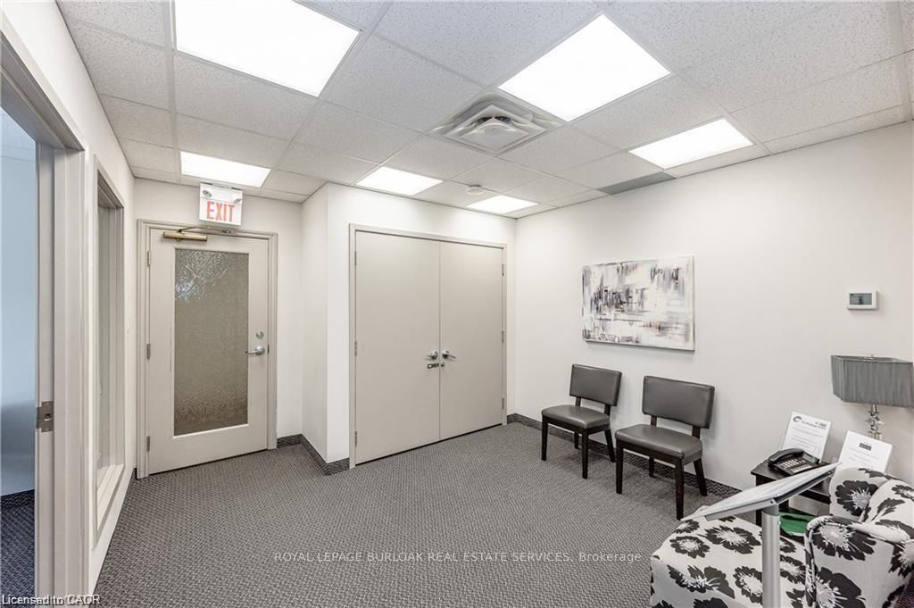Additional image 2 of 301A-2904 South Sheridan Way, Oakville, ON, L6J 7L7