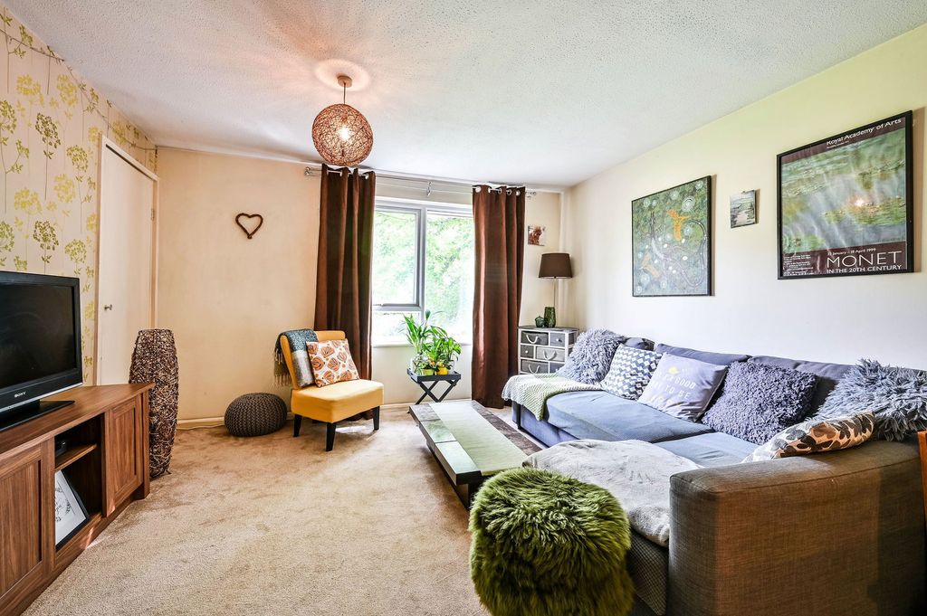 Additional image 5 of 1 bed flat for saleWansford Green, Woking GU21