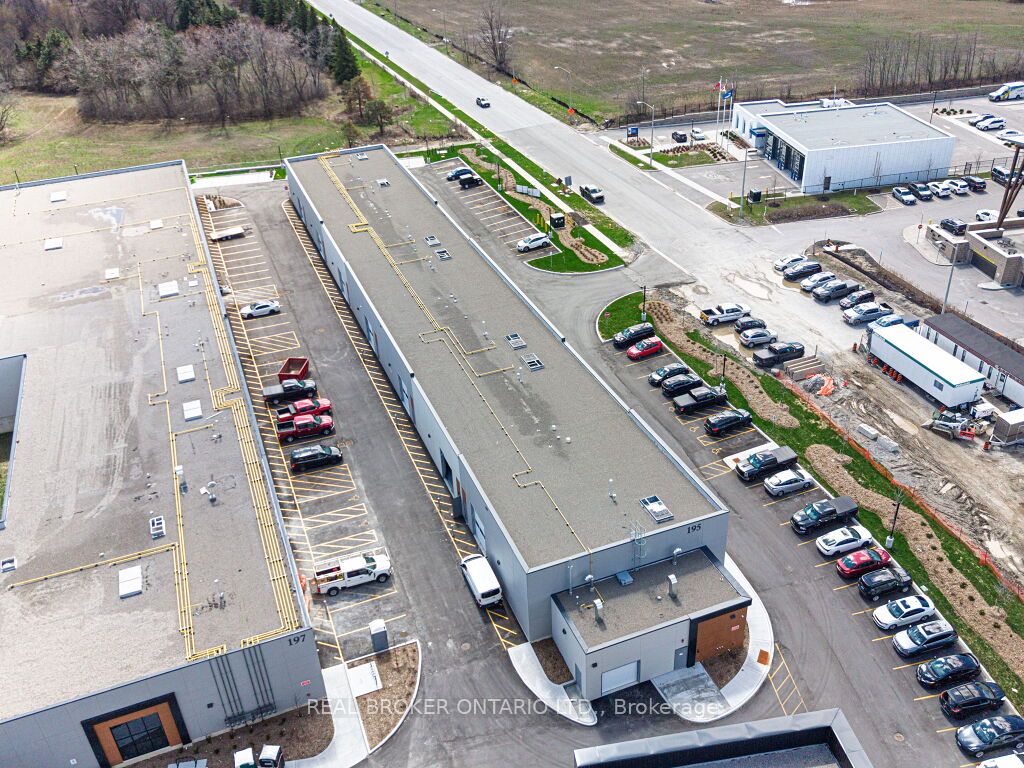 Additional image 4 of Unit 7-195 Cachet Woods Court, Markham, ON, L6C 0Z8