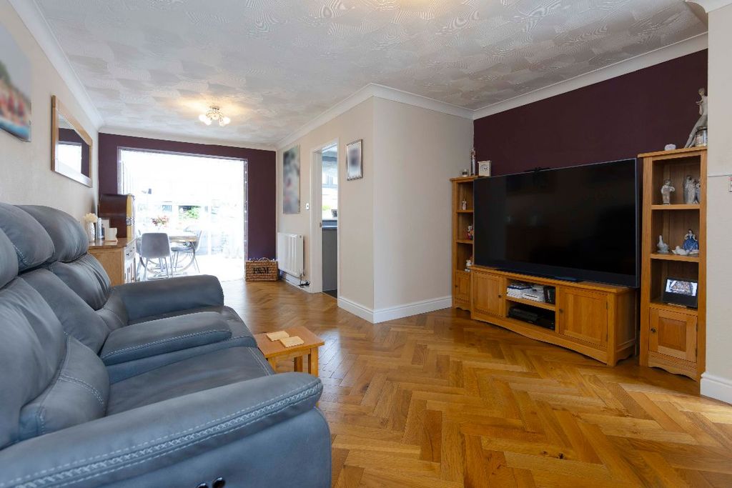 Additional image 4 of 4 bed semi-detached house for saleCynon View, Cilfynydd, Pontypridd CF37