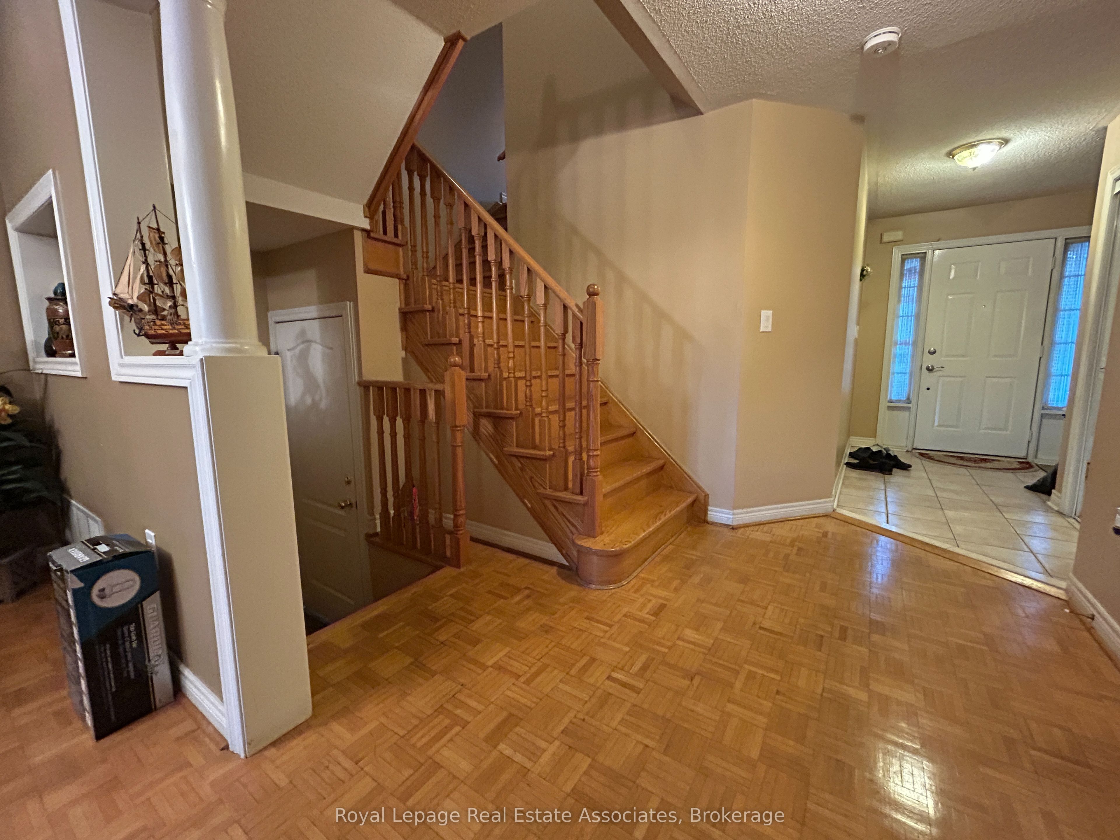 Additional image 3 of Upper-122 Pressed Brick Drive, Brampton, ON, L6V 4K4