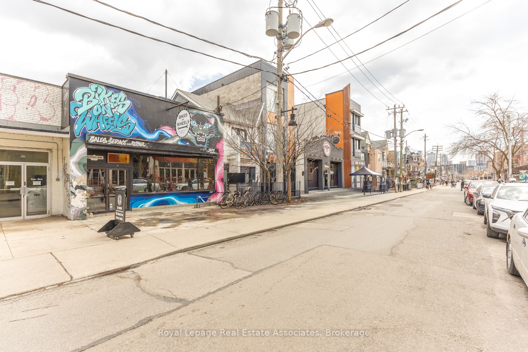 309 Augusta Avenue, Toronto, ON, M5T 2M2 photo 2