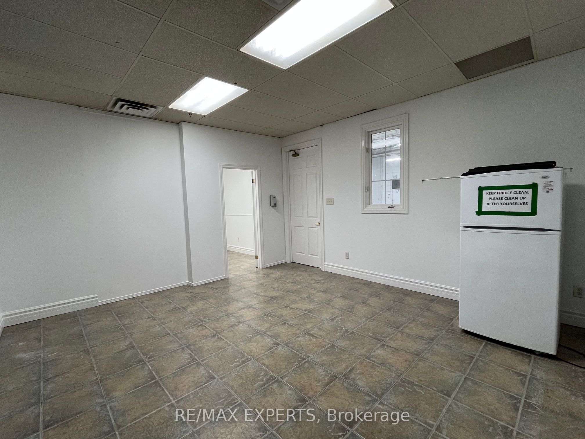 Additional image 6 of 8-9-221 Deerhurst Drive, Brampton, ON, L6T 5L7