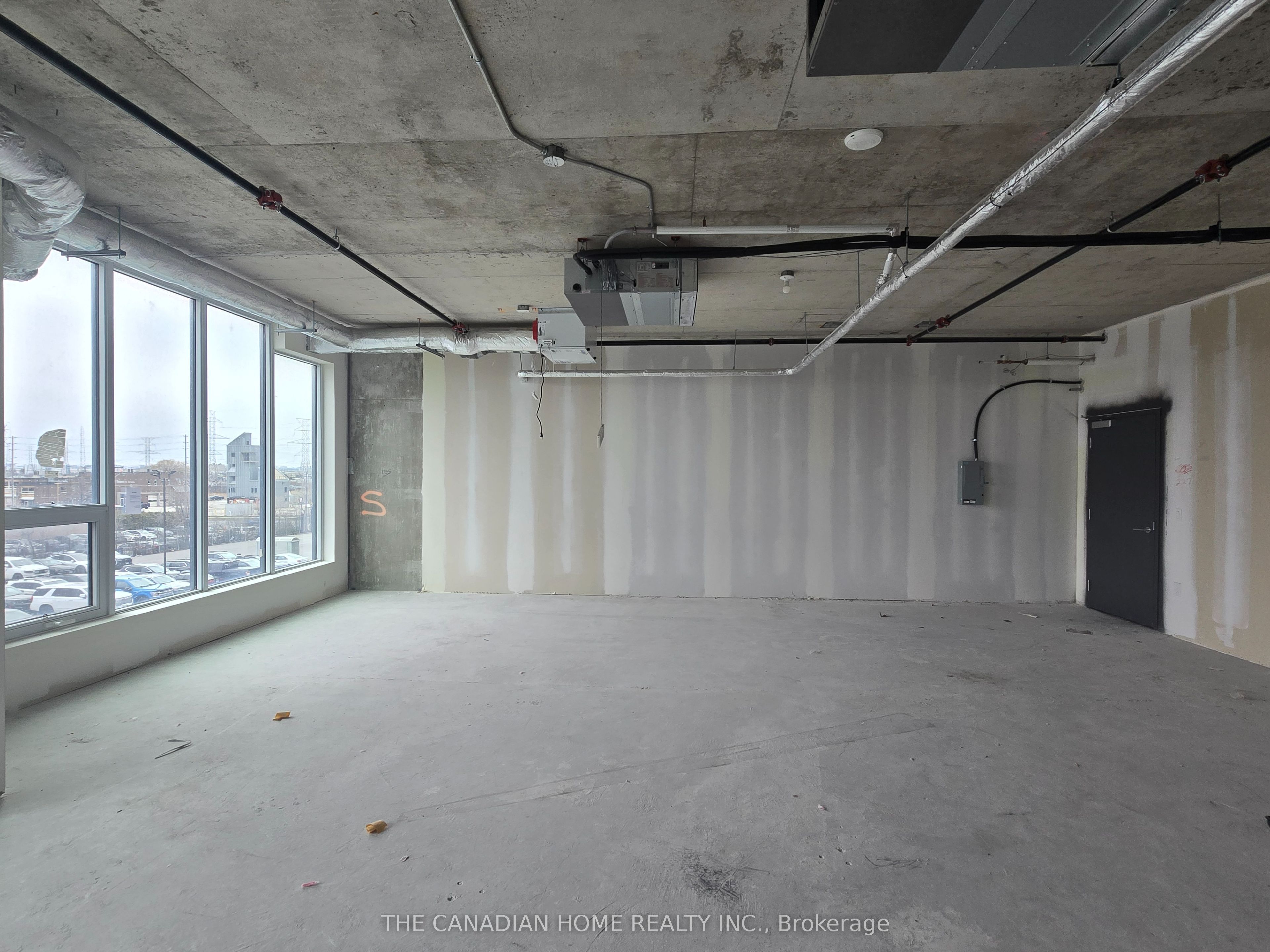 Additional image 5 of 227-600 Dixon Rd Road, Toronto, ON, M9W 1J1
