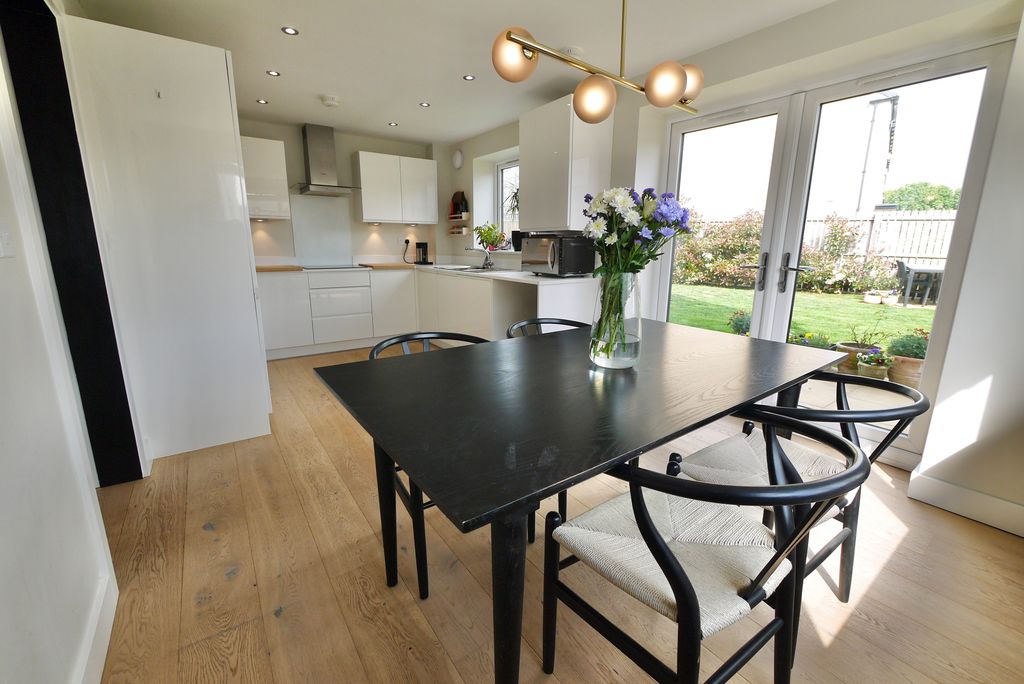 Additional image 6 of 3 bed detached house for saleSwan Road, Lakeside, Bessacarr DN4