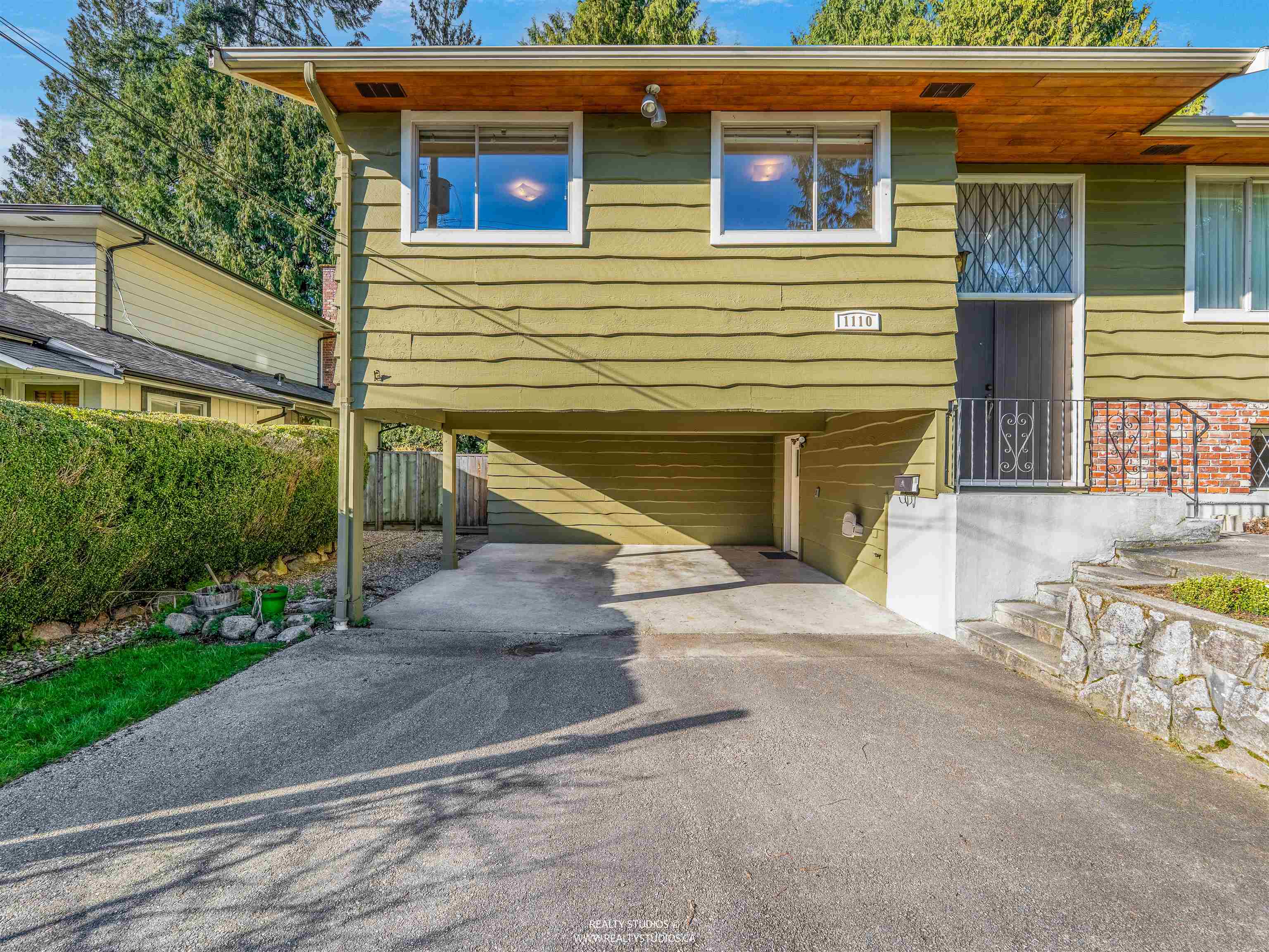 Additional image 3 of 1110 Lodge Road, North Vancouver, BC, V7R 1W8
