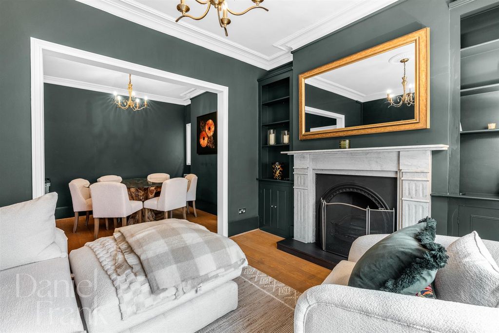 Additional image 13 of 4 bed semi-detached house for saleQueens Road, Buckhurst Hill IG9