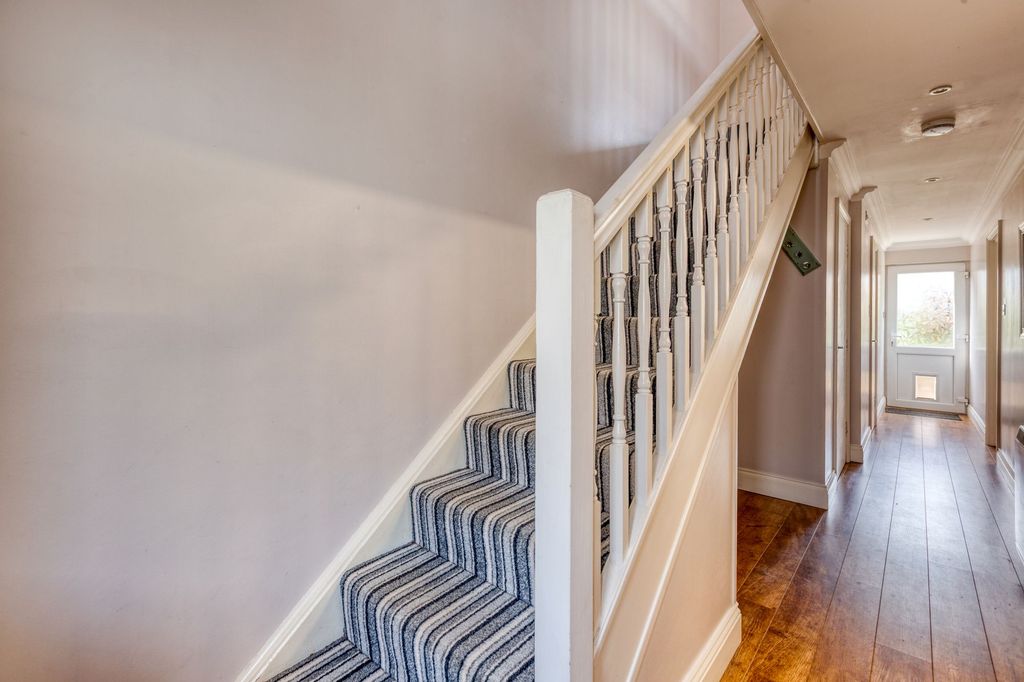 Additional image 9 of 3 bed semi-detached house for sale14 Clos De L'abri, St Clement JE2