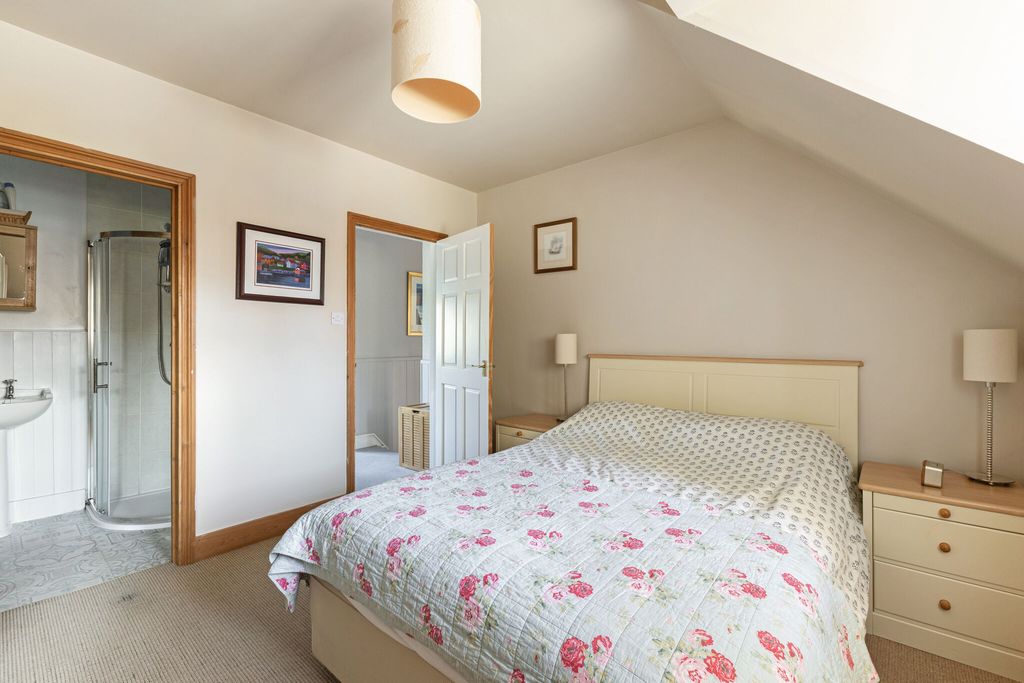 Additional image 8 of 5 bed detached house for saleAckender Road, Alton GU34