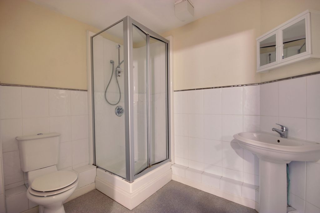 Additional image 5 of 2 bed flat for saleMill View Place, Mill View Road, Beverley HU17