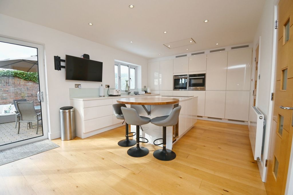 Additional image 3 of 4 bed detached house for saleSt. Marys Garden, Worsbrough Village, Barnsley S70