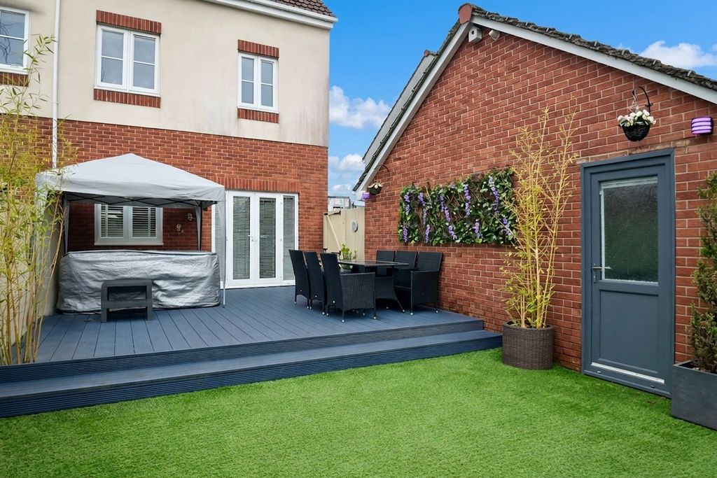 Additional image 26 of 4 bed semi-detached house for saleThe Railway Junction, Ystrad Mynach CF82