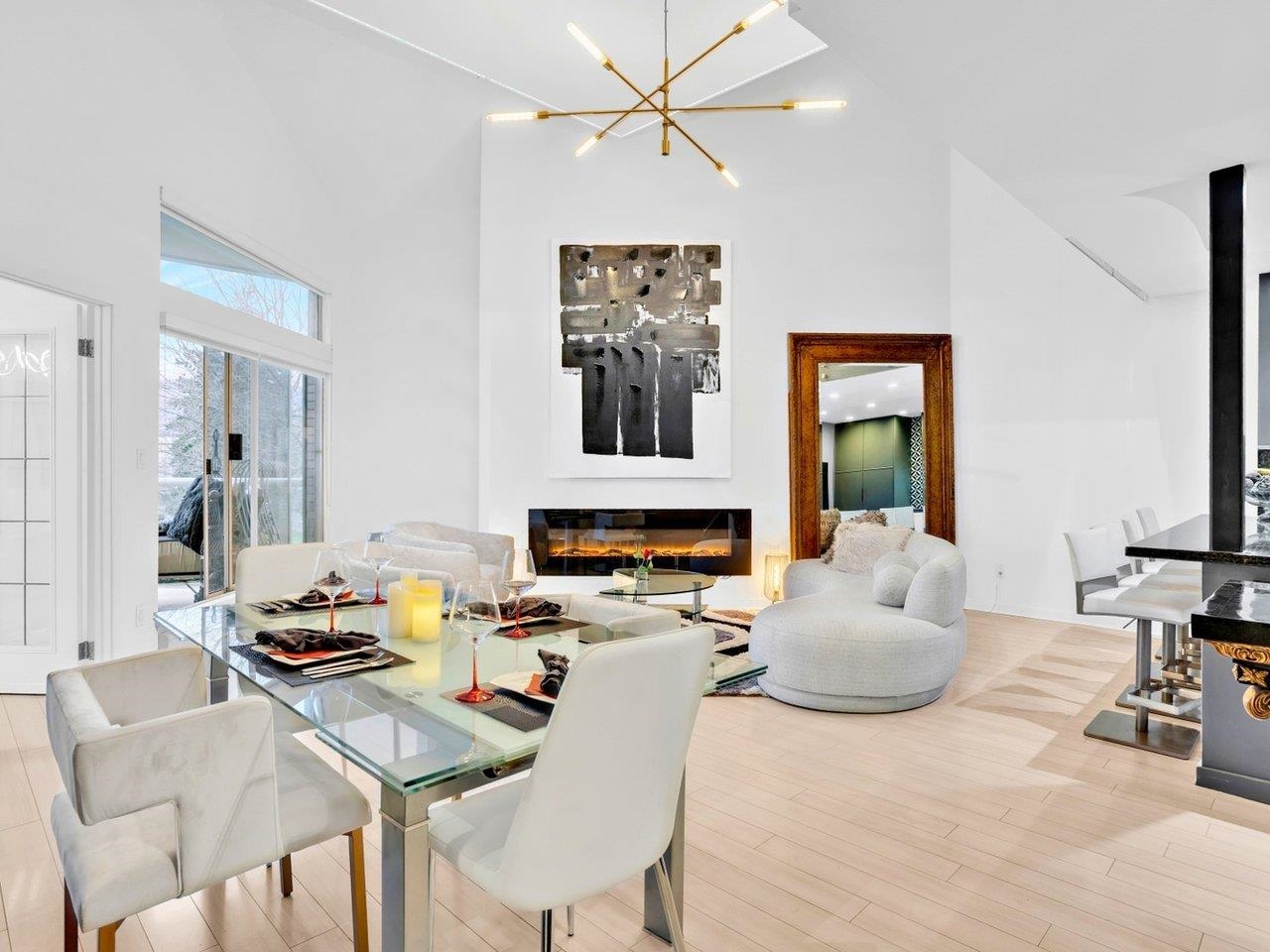 Additional image 6 of 1306-33 Chesterfield Place, North Vancouver, BC, V7M 3K4