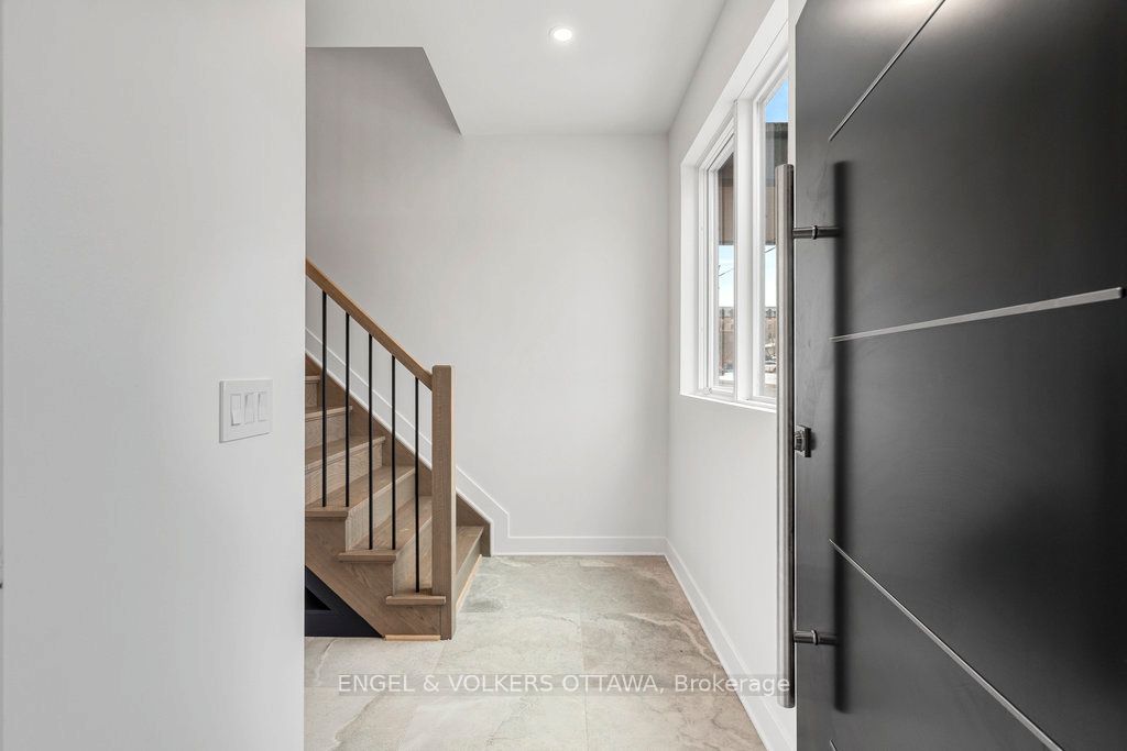Additional image 3 of 73 Parent Avenue, Ottawa, ON, K1N 0E6