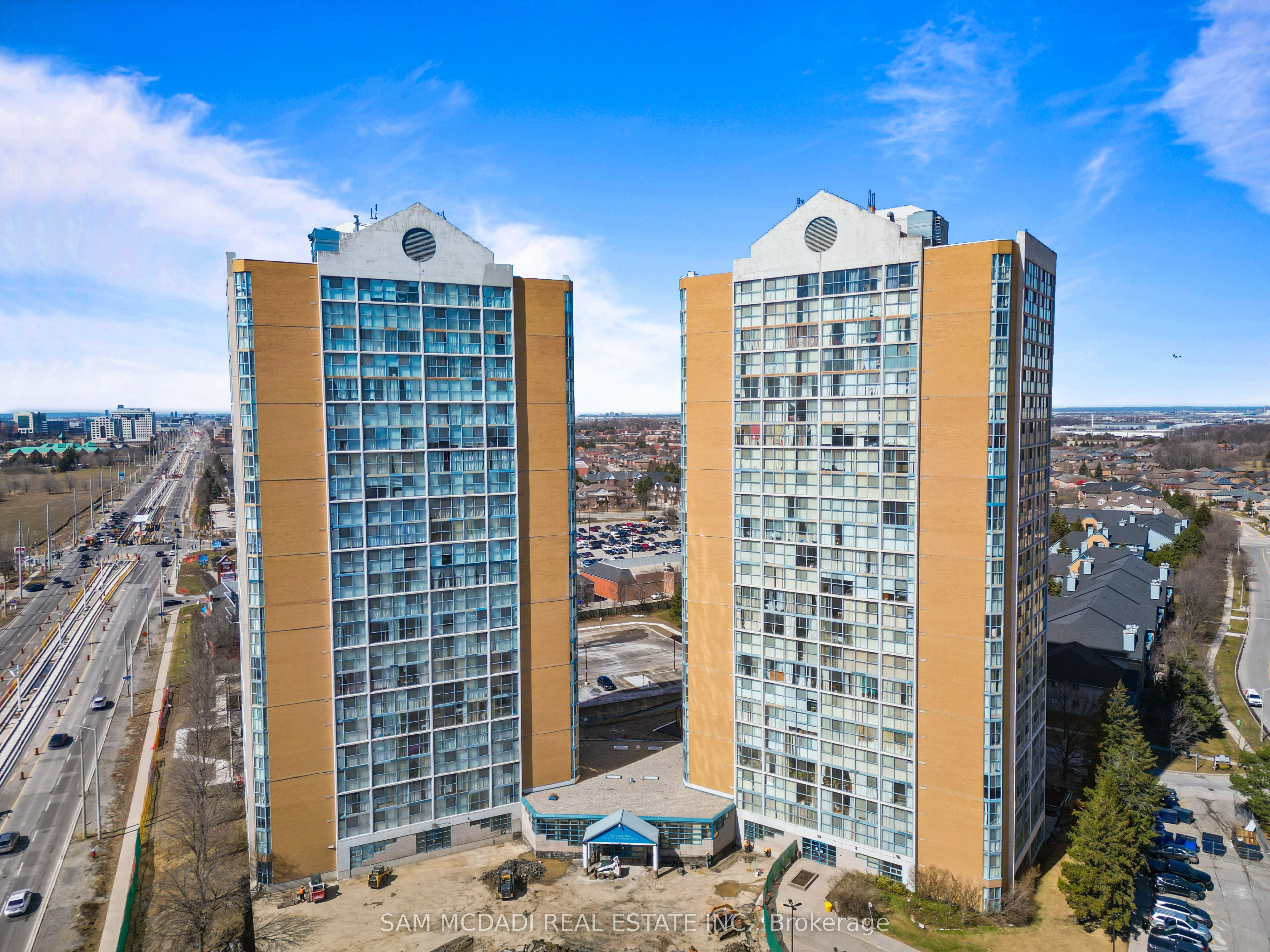 1013-35 Trailwood Drive, Mississauga, ON, L4Z 3L6