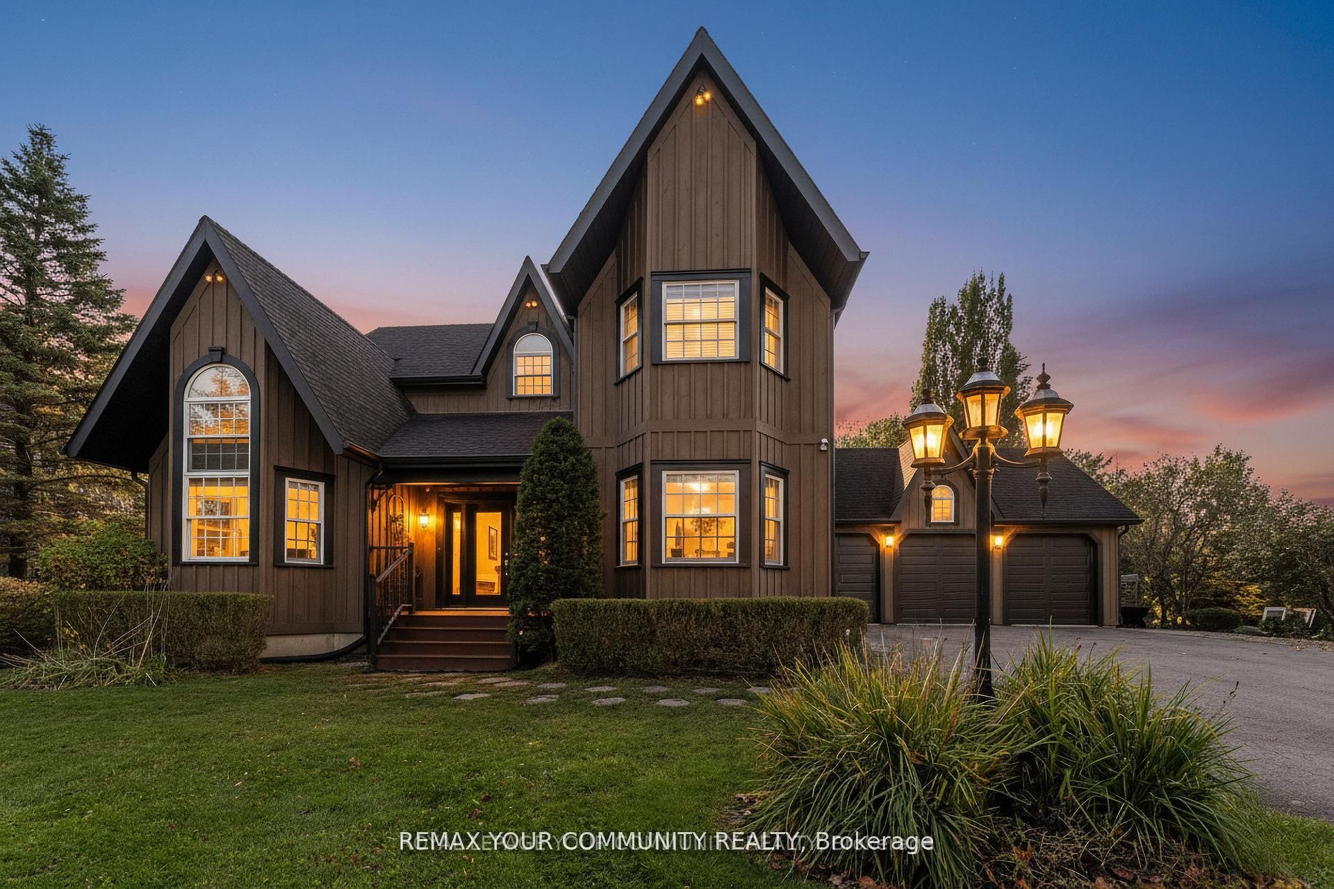 1645 Acorn Lane, Pickering, ON, L1Y 1A7