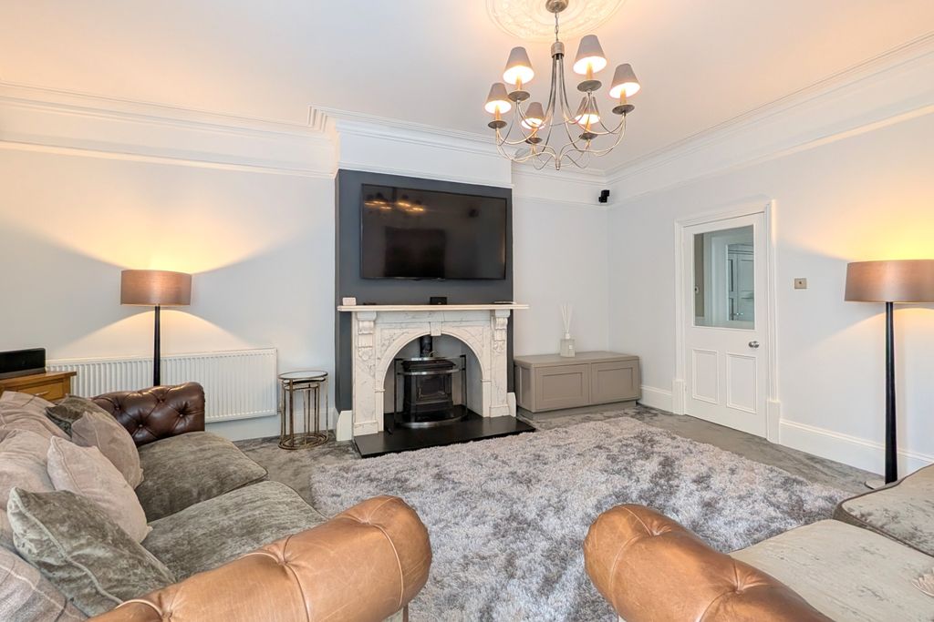 Additional image 9 of 4 bed detached house for saleThe Mount, Lightcliffe Road, Brighouse HD6