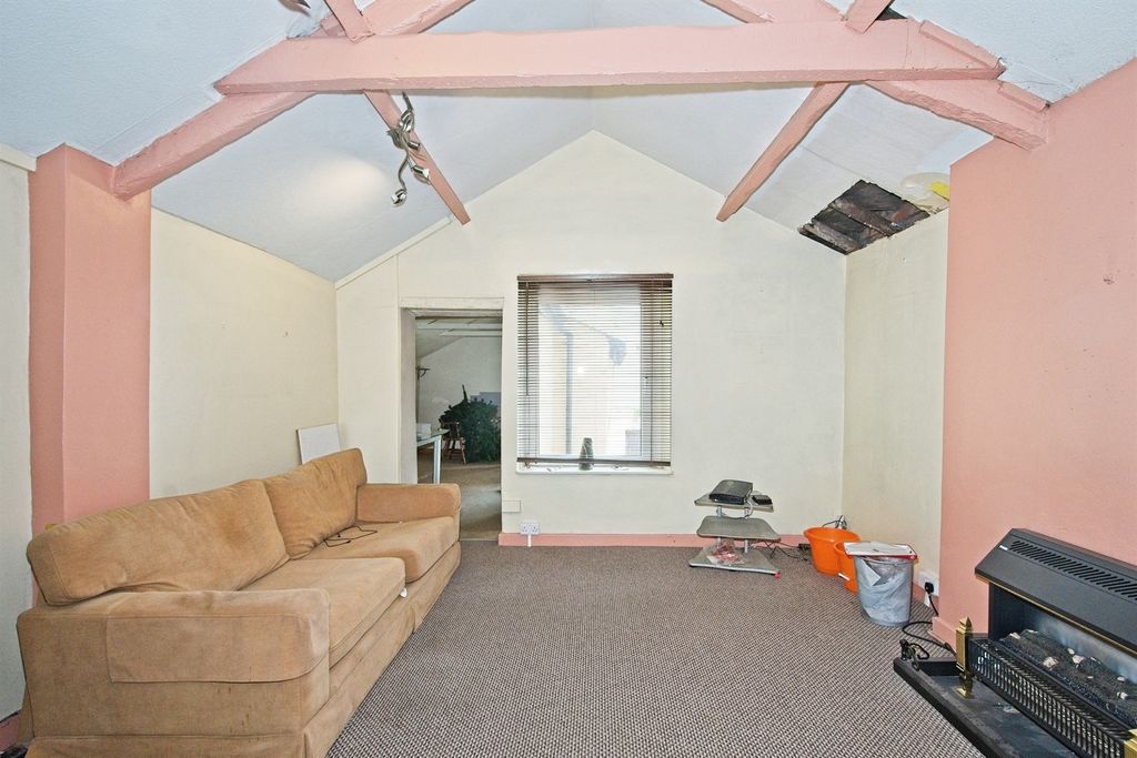 Additional image 14 of 7 bed terraced house for saleCommercial Road, Newport NP20