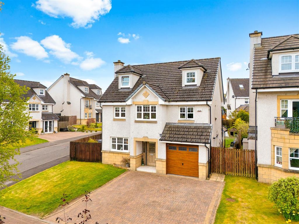 5 bed detached house for saleJardine Place, Bathgate EH48