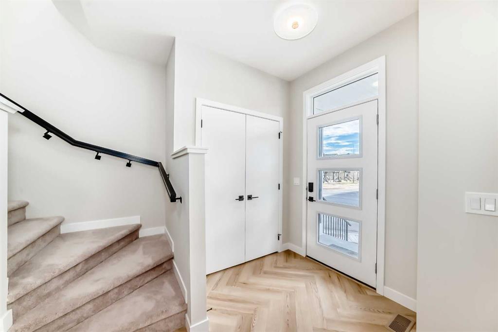 Additional image 3 of 277 Cobblestone Gate, Airdrie, AB, T4B 5W3