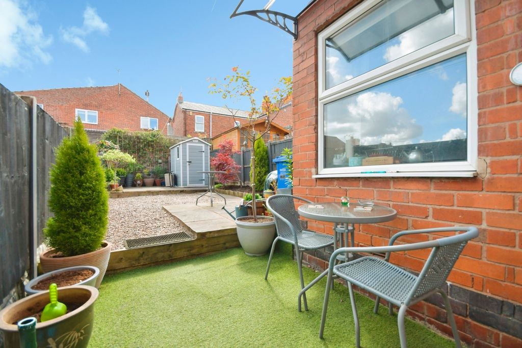 Additional image 14 of 2 bed terraced house for saleSanforth Street, Chesterfield, Derbyshire S41