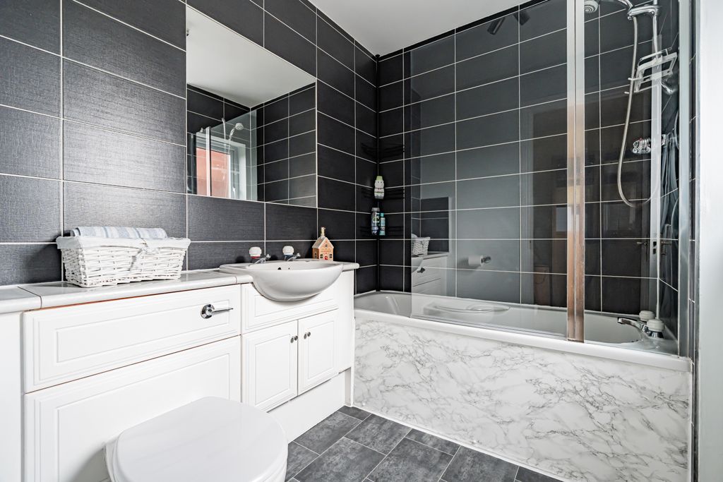 Additional image 10 of 4 bed villa for sale259 Guardwell Crescent, Edinburgh EH17