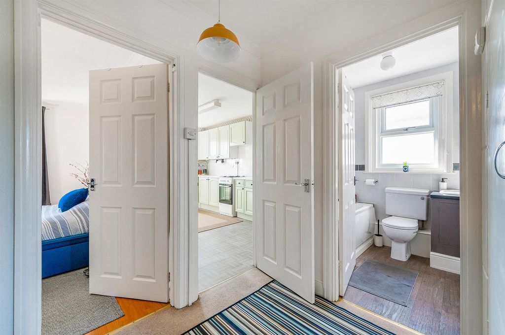 Additional image 9 of 1 bed maisonette for saleWeyhill Road, Andover SP10