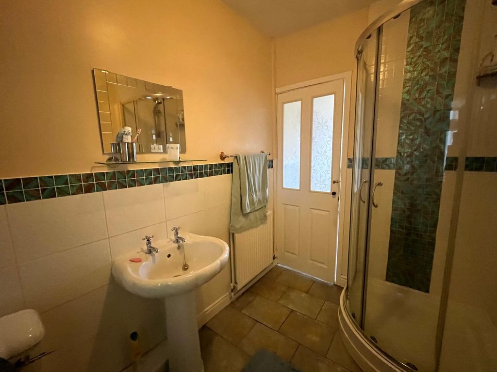 Additional image 19 of 3 bed bungalow for saleThe Walk, Ystrad Mynach CF82