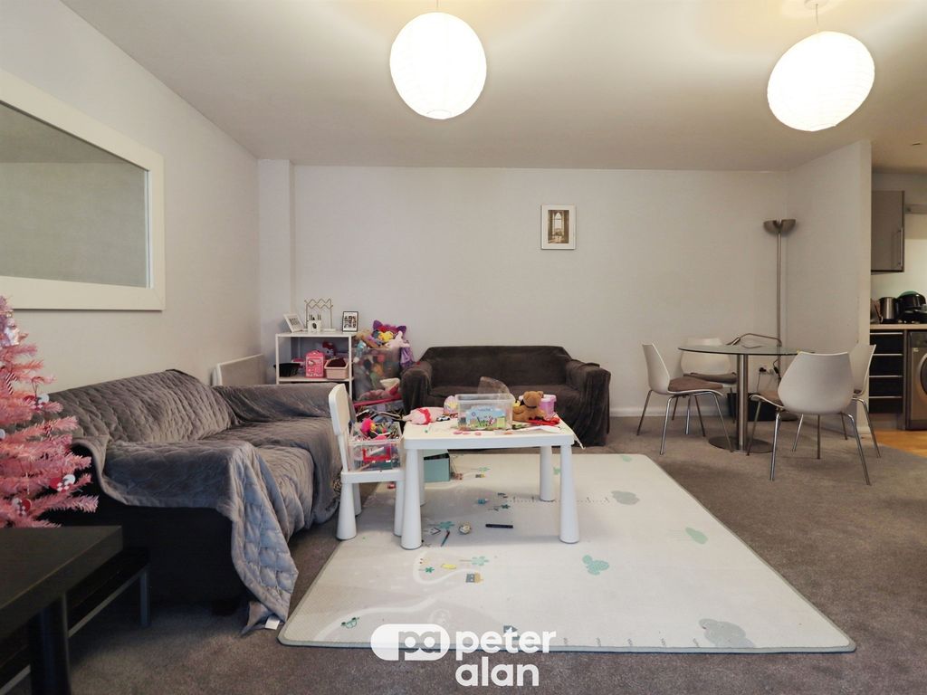 Additional image 4 of 2 bed flat for saleLandmark Place, Cardiff CF10