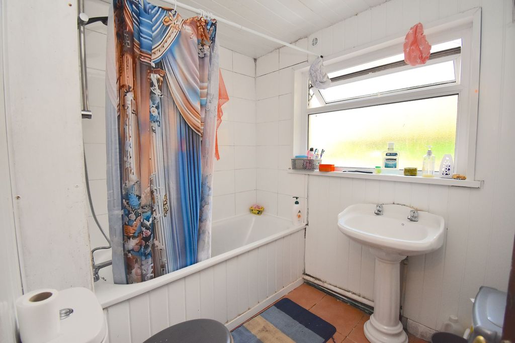 Additional image 17 of 4 bed terraced house for saleFairoak Avenue, Newport NP19