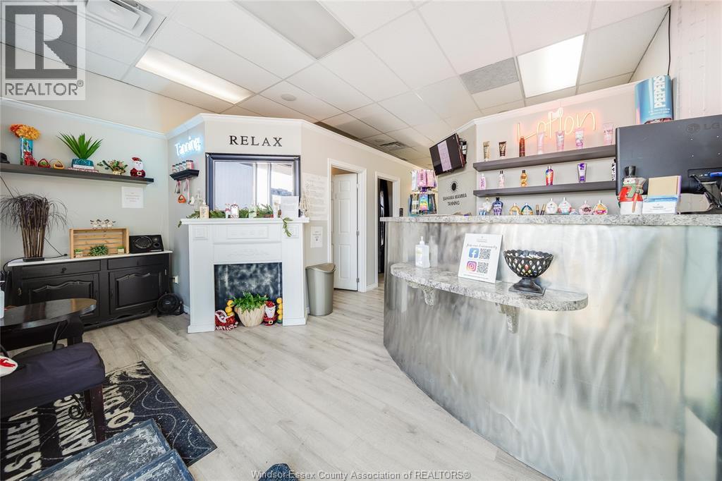 Additional image 6 of 3041 Dougall Avenue, Windsor, ON, N9E1S3