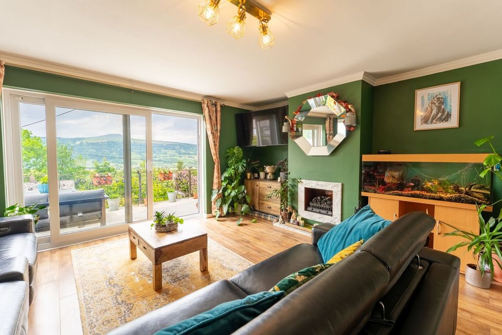 Additional image 2 of 4 bed detached house for saleCwm Road, Govilon, Abergavenny NP7