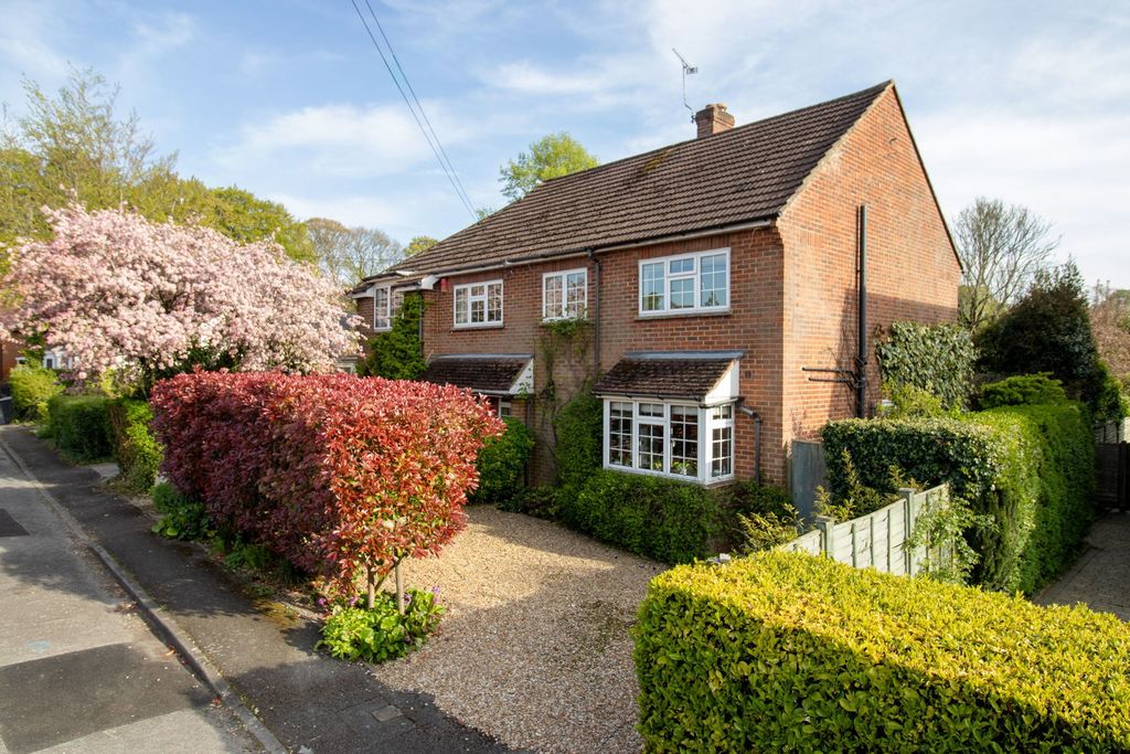 4 bed detached house for saleHaig Road, Alresford SO24