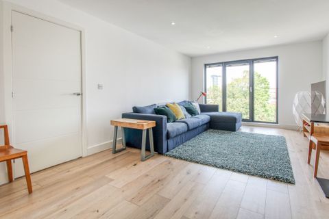 Royal Crescent Road, Royal Crescent Apartments SO14