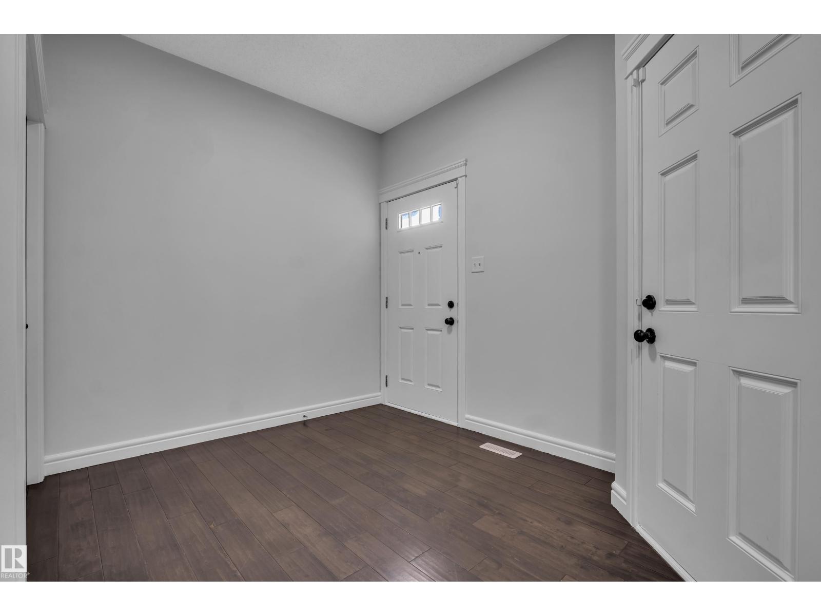 Additional image 6 of 1303 29 Street NW, Edmonton, AB, T6T0V1