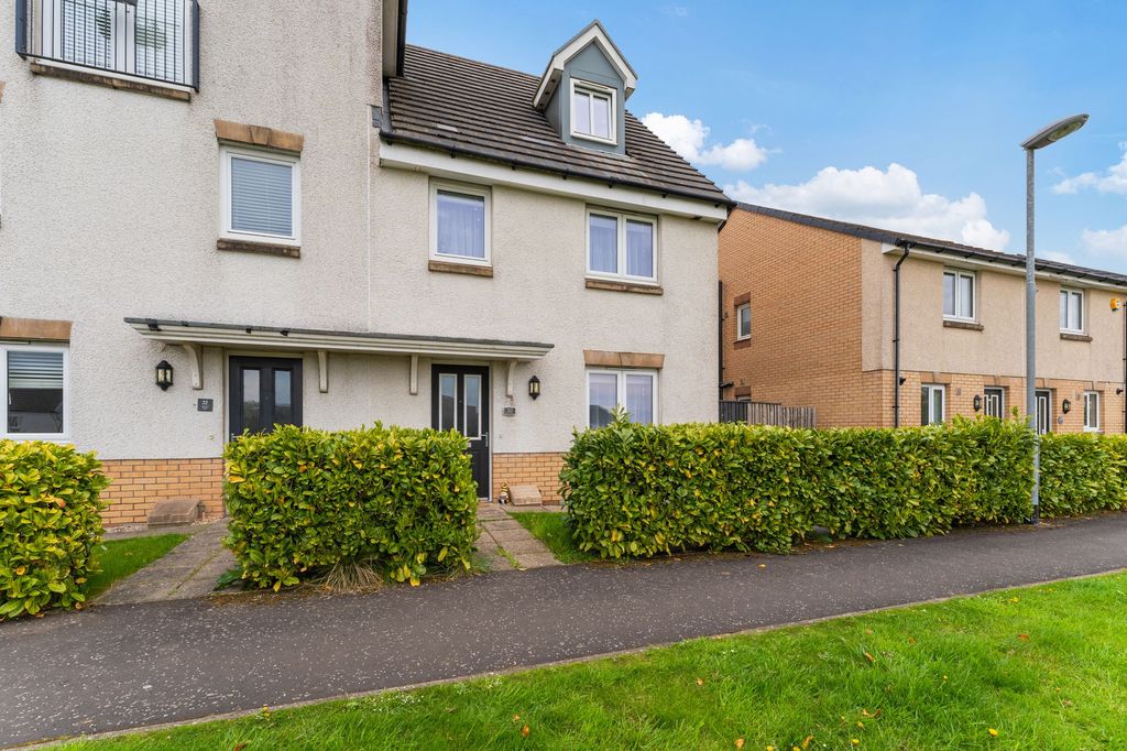 Additional image 30 of 4 bed town house for saleGisborne Drive, Airdrie ML6