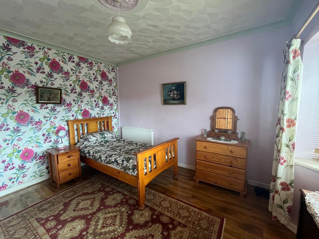 Additional image 15 of 3 bed bungalow for saleThe Walk, Ystrad Mynach CF82