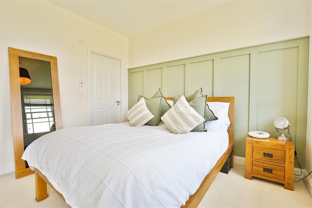 Additional image 13 of 3 bed terraced house for saleRobertson Drive, Lanark ML11