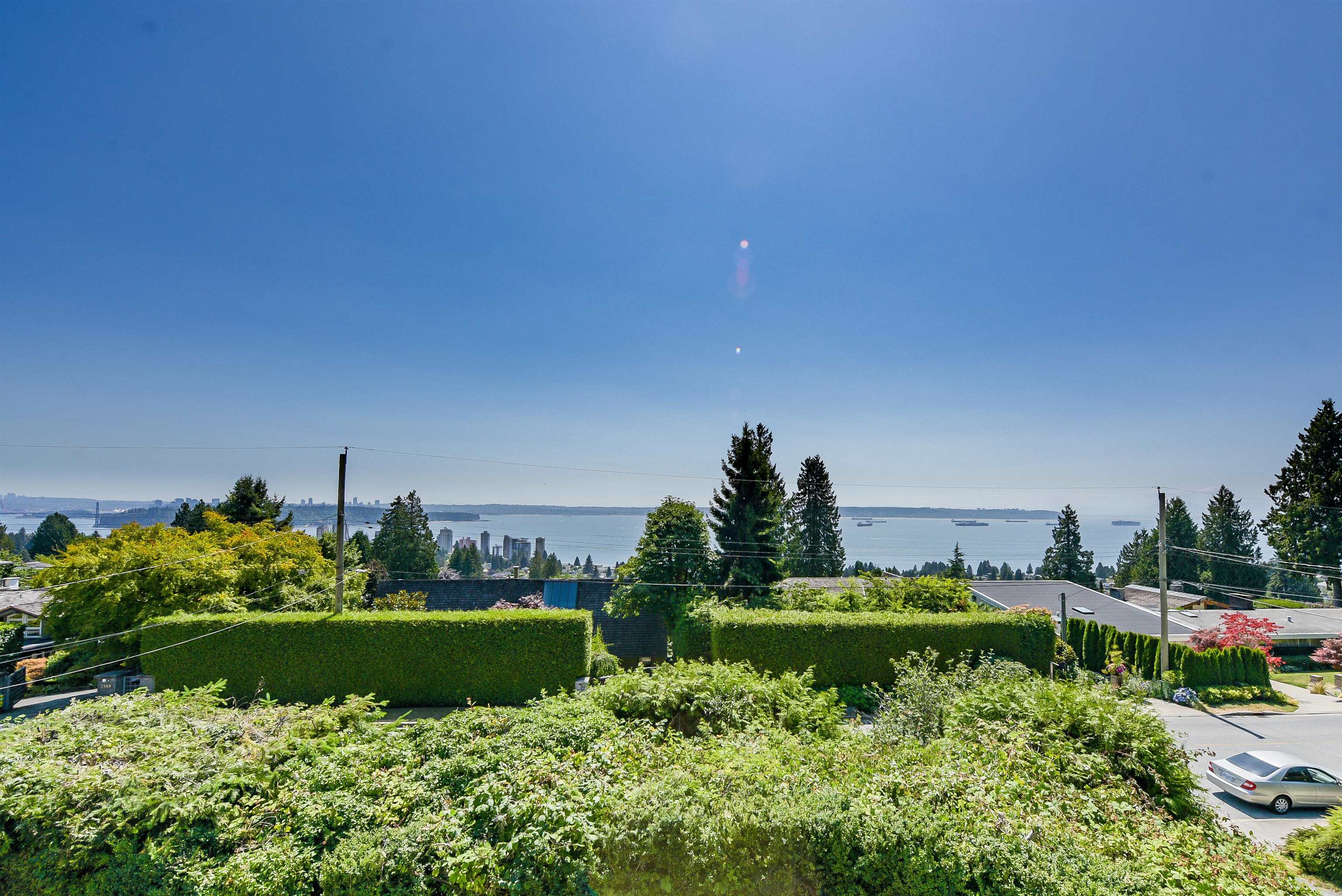2365 Queens Avenue, West Vancouver, BC, V7V 2Y7