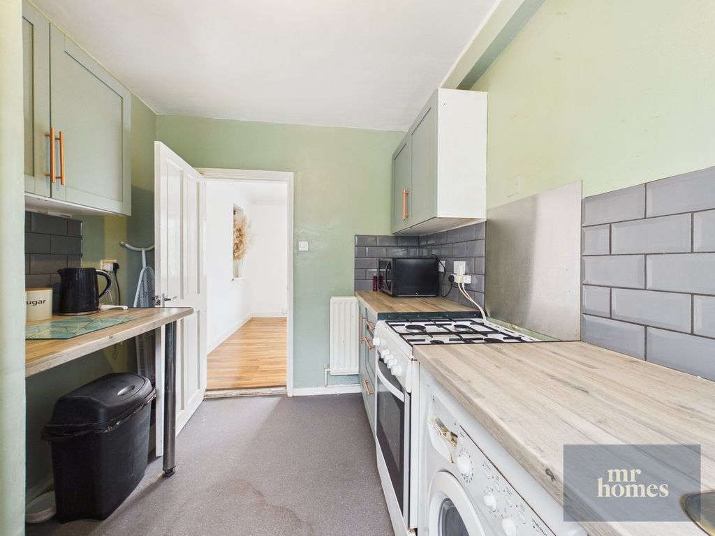 Additional image 9 of 2 bed flat for saleBeechley Drive, Cardiff CF5