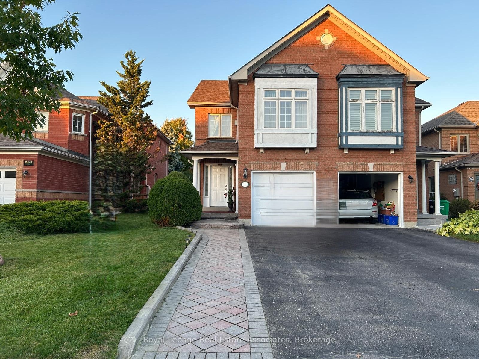 Upper-122 Pressed Brick Drive, Brampton, ON, L6V 4K4