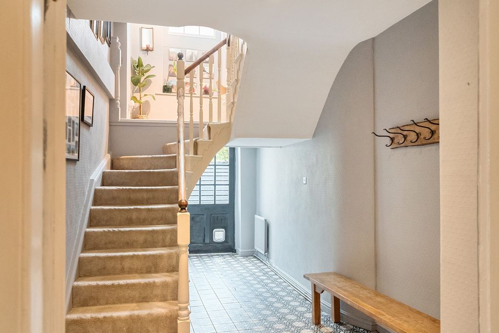 Additional image 9 of 4 bed town house for salePriory Street, Monmouthshire NP15