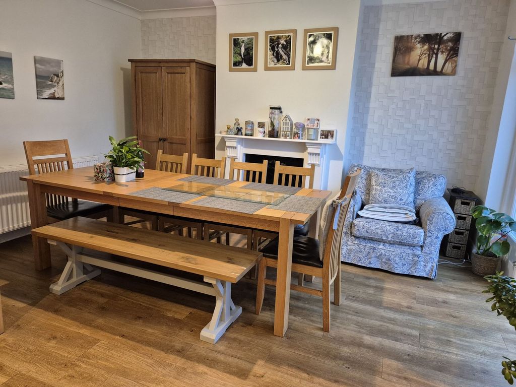 Additional image 16 of 4 bed semi-detached house for saleDevon Close, Buckhurst Hill IG9